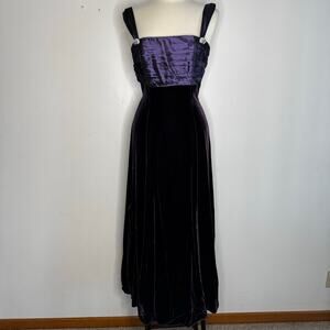VINTAGE | SCOTT McCLINTOCK  90s does 40s Gothic Glamour Velvet Gown Prom Dress